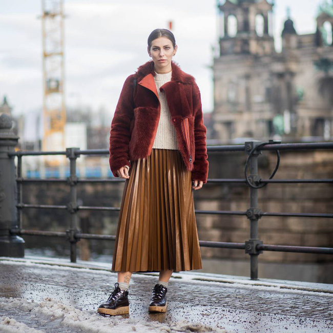 11 kiểu trang phục mùa thu vừa trẻ trung lại sành điệu, giúp chị em khỏi phải đau đầu suy nghĩ hôm nay mặc gì