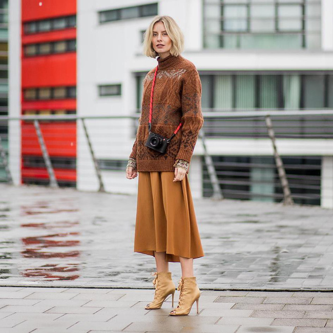 11 kiểu trang phục mùa thu vừa trẻ trung lại sành điệu, giúp chị em khỏi phải đau đầu suy nghĩ hôm nay mặc gì