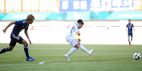 Hà Nội từ chối cho Quang Hải sang Nhật Bản