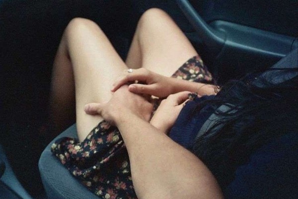 Hà Tĩnh: Mẹ phát hiện nam thanh niên chạy ra khỏi nhà, con gái 16 tuổi khóc nức nở có dấu hiệu bị hiếp dâm