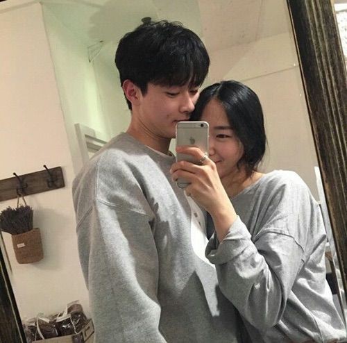 Chờ bạn trai đi Nhật 3 năm, cô gái mọc hẳn 8 cặp sừng, thậm chí không hay biết bạn trai ăn ở như vợ chồng với người khác