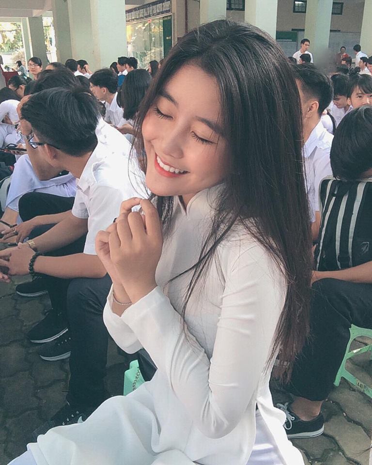 Netizen Hàn khó tính là thế mà vẫn phải khen không ngớt lời những nhan sắc Việt này