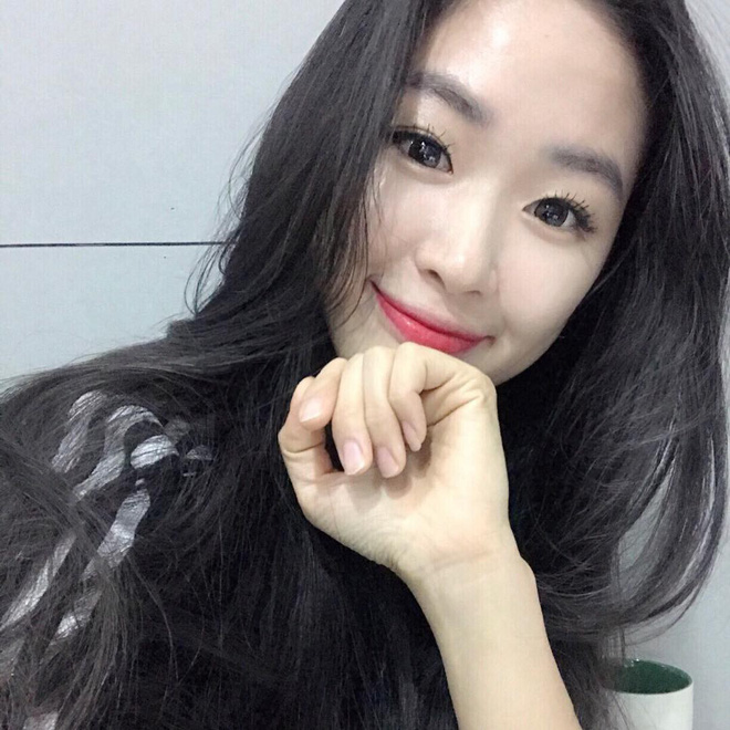 Thiếu nữ Hàn lột xác từ cô nàng mũm mĩm thành mỹ nhân phòng gym Thiếu nữ Hàn lột xác từ cô nàng mũm mĩm thành mỹ nhân phòng gym