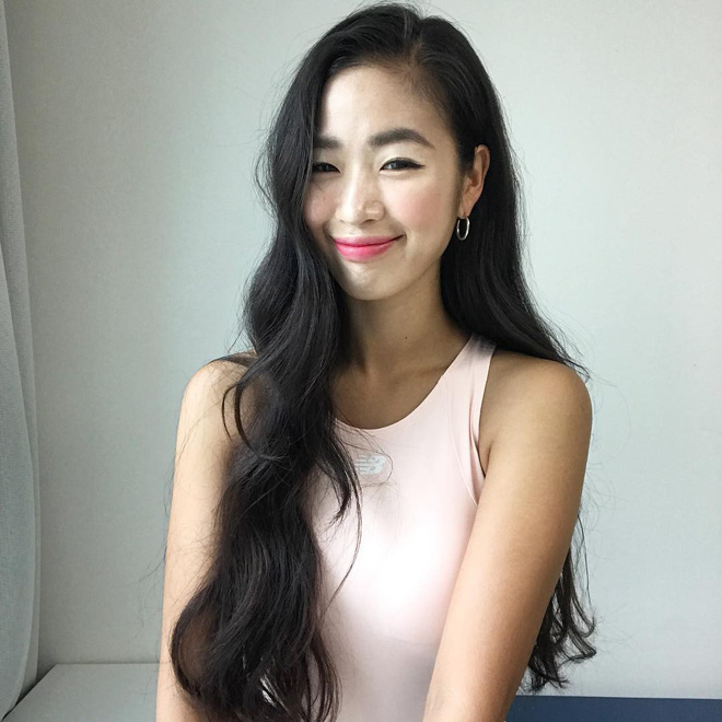 Thiếu nữ Hàn lột xác từ cô nàng mũm mĩm thành mỹ nhân phòng gym Thiếu nữ Hàn lột xác từ cô nàng mũm mĩm thành mỹ nhân phòng gym