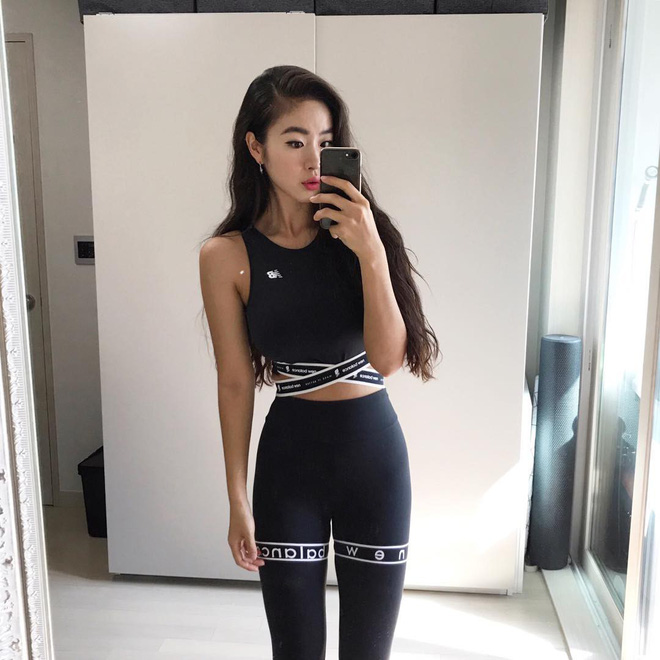 Thiếu nữ Hàn lột xác từ cô nàng mũm mĩm thành mỹ nhân phòng gym