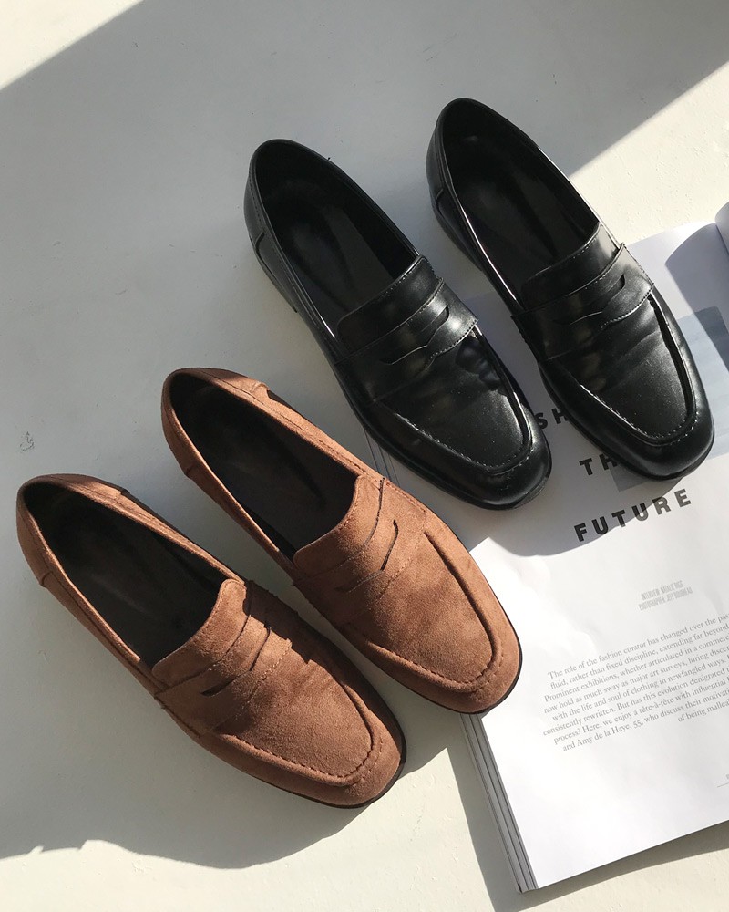 Có ít nhất 5 kiểu giày dép cực xinh xắn và trendy để các nàng thỏa sức làm điệu trong mùa thu này