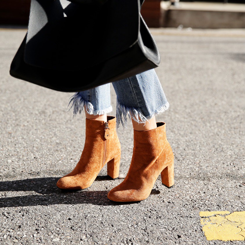 Có ít nhất 5 kiểu giày dép cực xinh xắn và trendy để các nàng thỏa sức làm điệu trong mùa thu này