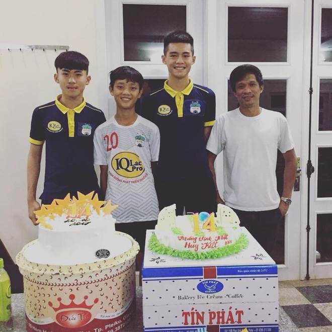 Hãy xem U15 HAGL ngay từ hôm nay nếu không muốn bỏ qua thủ môn 10X cực phẩm cao 1m88 này