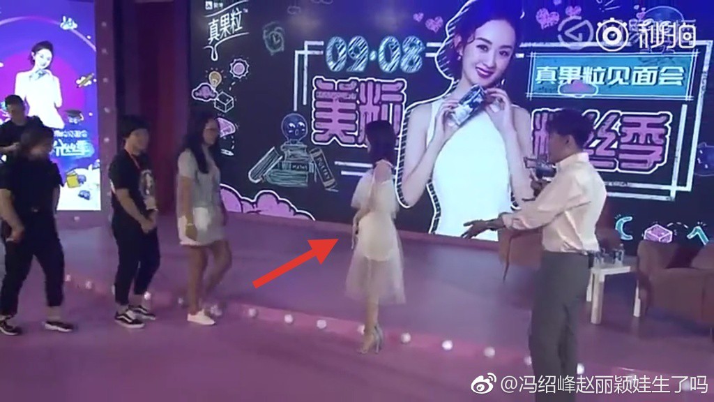 Triệu Lệ Dĩnh không chịu thừa nhận bầu bí, netizen đáp trả bằng loạt ảnh bằng chứng