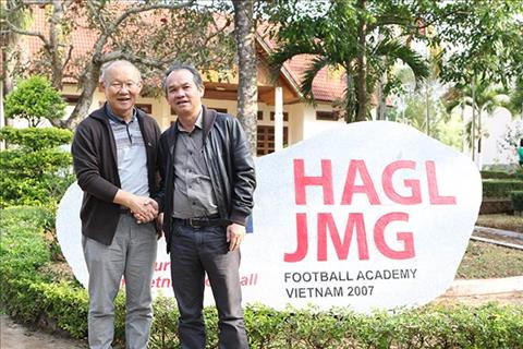 Bầu Đức: Tại sao phải vội gia hạn hợp đồng với HLV Park Hang Seo?