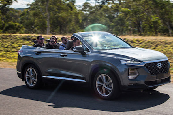 Hyundai Santa Fe 2019 mui trần độc nhất thế giới
