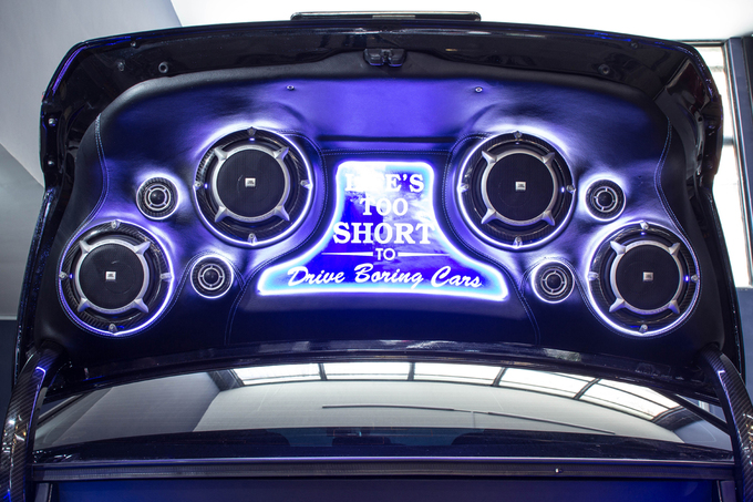 Toyota Camry độ dàn âm thanh hơn nửa tỷ đồng