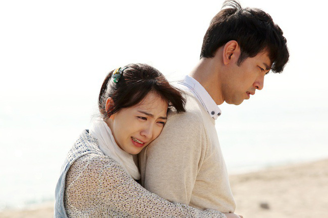 Cứ tưởng cuộc đời mình từ nay sẽ bình yên nhưng mọi thứ đã lập tức sụp đổ hoàn toàn khi tôi nhận được tin sét đánh ngang tai