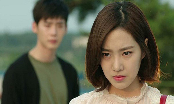 Anh chàng có nhà, có xe 8 năm cùng nhau đi lên từ nghèo khó bị gái già 29 đang mang bầu đá vì lý do này