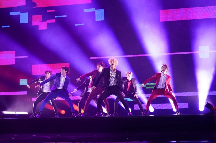 Fan mãn nhãn với sân khấu Idol của BTS tại Americas Got Talent 2018