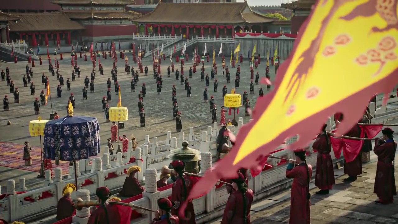 Fan mê mẩn với thần thái chuẩn mẫu nghi thiên hạ của Như Ý trong lễ sắc phong Hoàng hậu