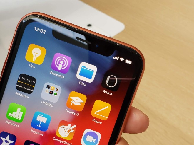 Mãn nhãn với phiên bản iPhone XR rẻ nhất ra mắt đêm qua