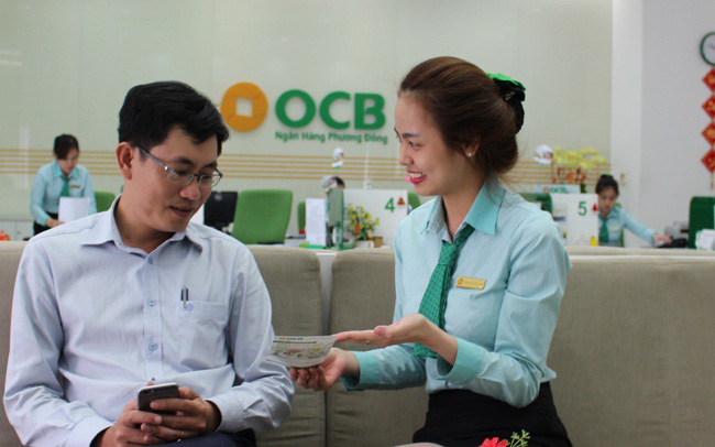 Lãi suất tiền gửi ngân hàng cao chót vót: Cao nhưng khó...với