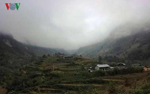 Quái chiêu của các tú ông, tú bà buôn người qua biên giới