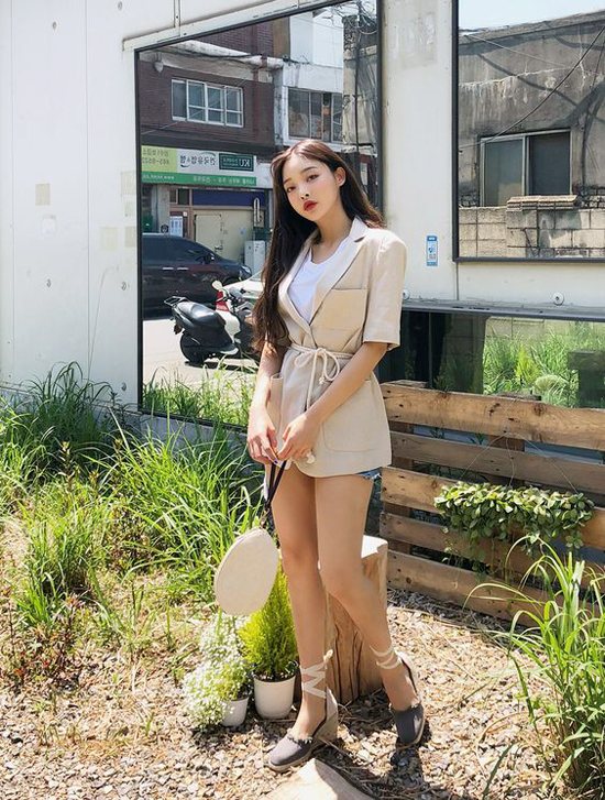 3 kiểu trang phục mùa thu cho nàng văn phòng