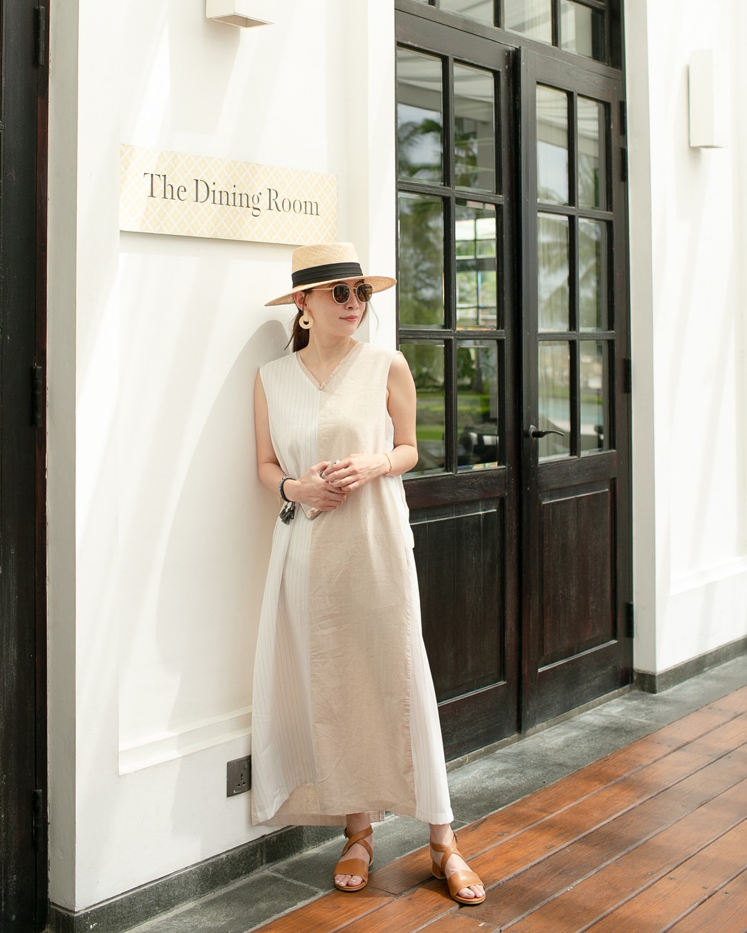 Vòng bụng lớn chỉ là chuyện nhỏ bởi đã có 5 kiểu váy liền giúp các nàng che giấu hoàn hảo