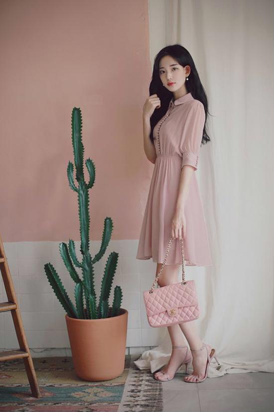 Muôn kiểu váy hồng nude ngọt ngào cho các nàng xinh như tiên giáng trần trong mùa thu tràn đầy hương sắc