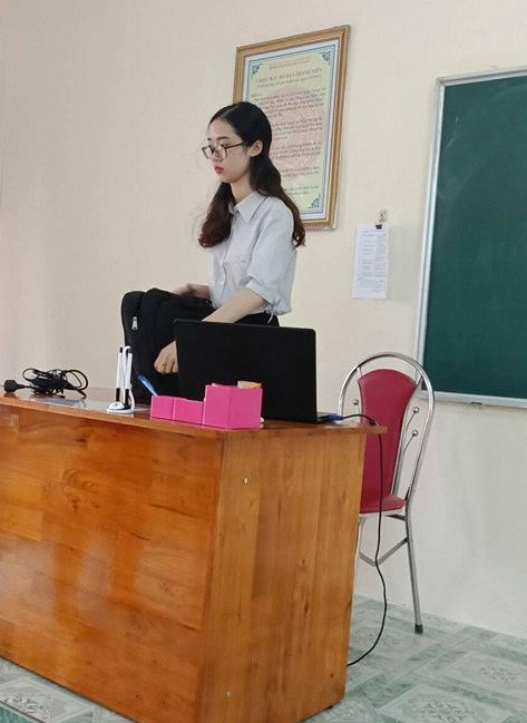 Loạt trai xinh gái đẹp bất ngờ nổi tiếng sau bức ảnh chụp lén