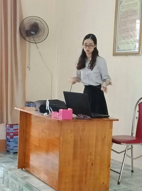 Loạt trai xinh gái đẹp bất ngờ nổi tiếng sau bức ảnh chụp lén