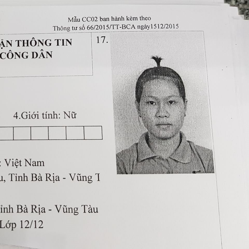 Dân mạng khoe ảnh thẻ bị lỗi, chụp xong không muốn nhìn lại