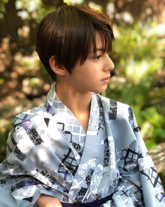 Cậu bé sinh năm 2007 mang hai dòng máu Đức - Nhật được mệnh danh là hoàng tử lai