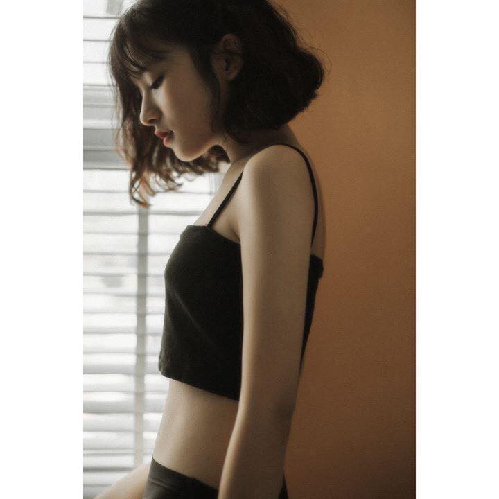 Trong các streamer nữ Việt Nam, ai là người sở hữu thân hình và phong cách gợi cảm nhất?