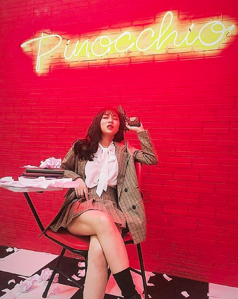 Trong các streamer nữ Việt Nam, ai là người sở hữu thân hình và phong cách gợi cảm nhất?