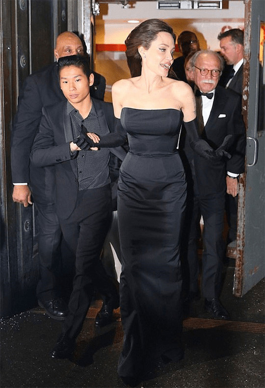 Pax Thiên - Từ cậu bé Việt nhút nhát đến chàng trai mạnh mẽ, nam tính