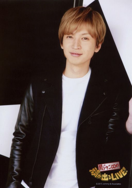 Mỹ nam Nhật Bản lộ ảnh nhạy cảm với nữ tiếp viên quán bar