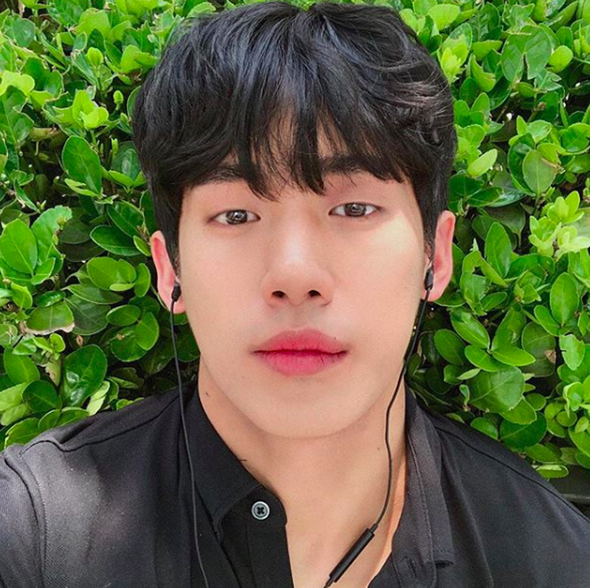 YouTuber mới nổi Hàn Quốc cao 1m84, được xem là chuẩn bạn trai mơ ước của mọi cô gái!