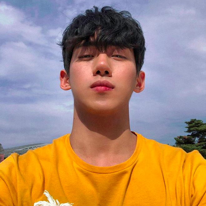 YouTuber mới nổi Hàn Quốc cao 1m84, được xem là chuẩn bạn trai mơ ước của mọi cô gái!