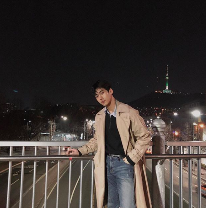 YouTuber mới nổi Hàn Quốc cao 1m84, được xem là chuẩn bạn trai mơ ước của mọi cô gái!