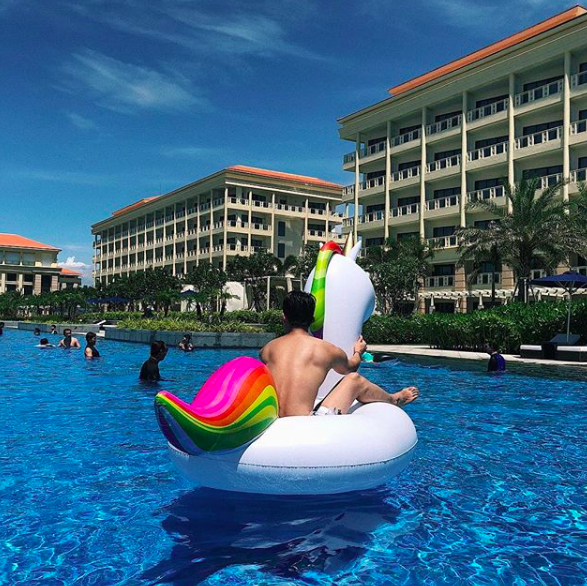 YouTuber mới nổi Hàn Quốc cao 1m84, được xem là chuẩn bạn trai mơ ước của mọi cô gái!