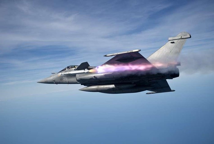 NATO phô diễn khả năng đánh chặn máy bay ở châu Âu