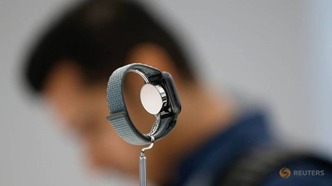 Apple Watch làm khó đồng hồ cao cấp Thụy Sĩ