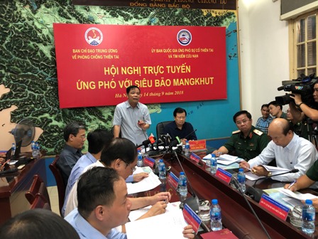 Khẩn: Siêu bão Mangkhut gây sóng cao 14m, ảnh hưởng 27 tỉnh