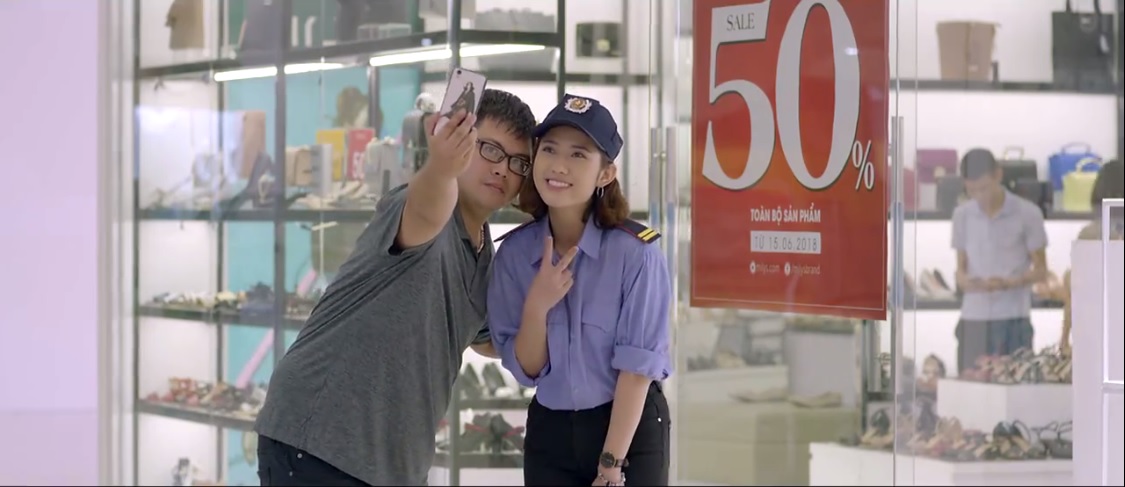 Phim Yêu Thì Ghét Thôi tập 6: Làm shipper không thành, Du bị cô bán rau chê ăn bám vợ