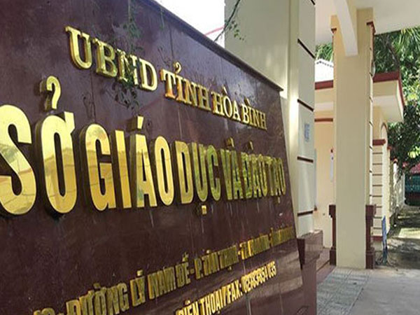 Trưởng phòng khảo thí Sở Giáo dục Hòa Bình bị bắt