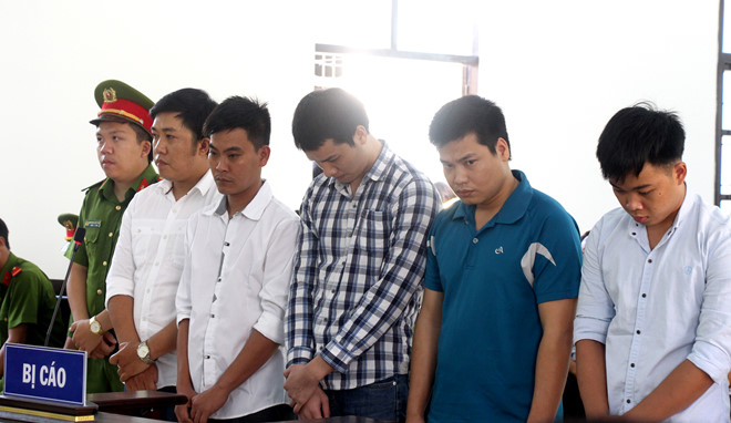 Xét xử 5 cựu công an dùng nhục hình gây chết người