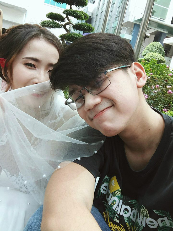 BMHH: Anh trai tìm người yêu nhưng cậu em trai ngồi dưới mới là nhân vật được chú ý vì quá đẹp trai