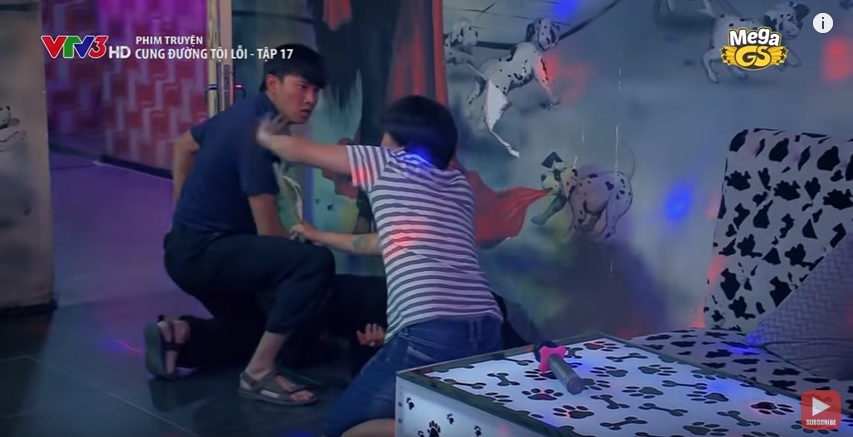 Phim Cung đường tội lỗi tập 17: Minh Châu suýt bị kẻ xấu lợi dụng, Quân làm anh hùng cứu mỹ nhân Phim Cung đường tội lỗi tập 17: Minh Châu suýt bị kẻ xấu lợi dụng, Quân làm anh hùng cứu mỹ nhân
