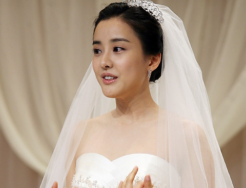 Người đẹp Dae Jang Geum ly hôn sau 10 năm cưới