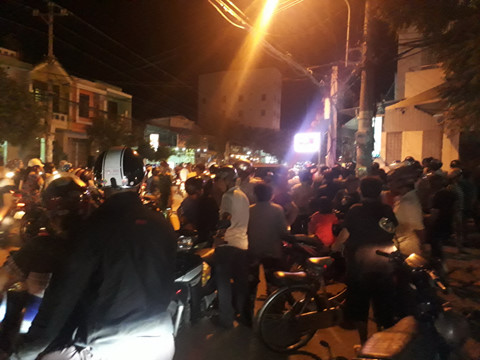 Ô tô 7 chỗ gây tai nạn, 3 người trọng thương