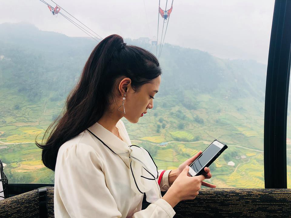 Bão người yêu tin đồn thủ môn Bùi Tiến Dũng chưa qua, dân mạng lại giông gió vì tin cô nàng xinh đẹp này là người yêu Công Phượng