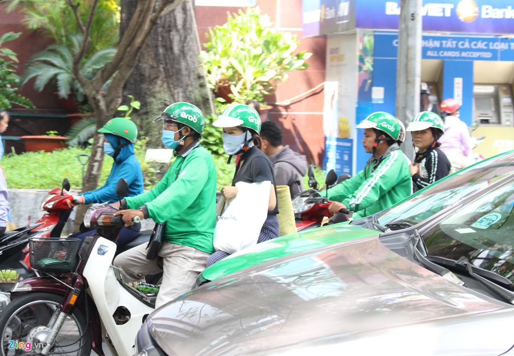 Khách phàn nàn Grab chiều chuộng người dùng mới, bỏ bê khách hàng cũ